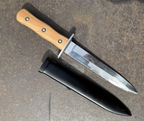 italienisches Kampfmesser M36/37 Fallschirmjäger WK2 REPRO