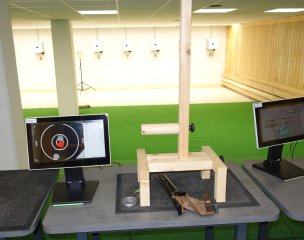 kleinerer Auflageständer, Schießhilfe, Stativ, Schießauflage für Gewehr u. Pistole Schützen Zirbe