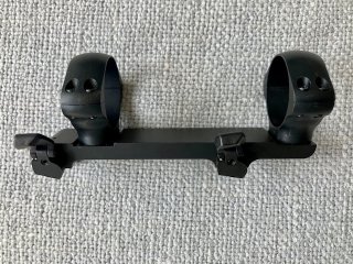 Original Blaser-Sattelmontage mit 30mm-Ringen