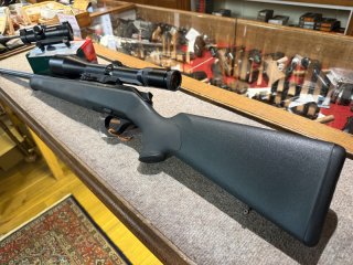Rep.Büchse Blaser R8 Kal.9,3x62 mit Zeiss ZF mit Blaser Hitpoint mit Gewinde