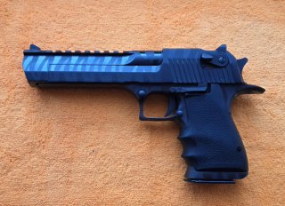 Desert Eagle , BLACK TIGER STRIPES , .44Mag