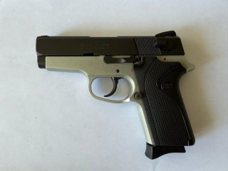 S&W 908