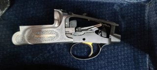 Perazzi MX 2000 Trap Flinte mit Gravur