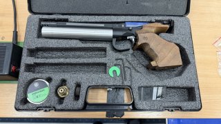 Feinwerkbau P34 Match Luftpistole PCP – Service, Kartusche bis 2032, umfangreiches Zubehör + Ersatzt