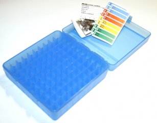 100er Patronenbox Munitionsbox MTM P-100-45-24 Klar-Blau m. Scharnier Kurzwaffe .45 ACP .357 SIG .40