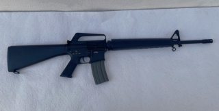 Airsoft M16A1 Sturmgewehr - wie COLT US ARMY Replica Vietnam Krieg AR15