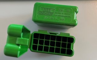 MTM PATRONENBOX MIT KLAPPDECKEL (SCHARNIER) UND GÜRTELCLIP 20er GRÜN, #RM20-10
