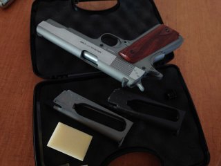 SWISS ARMS 1911 Seventies Stainless 4.5mm BB CO2 (inkl. 2 Magazine) wenig benutzt