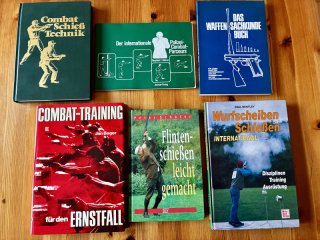 Bücherkonvolut Auswahl u.a. Combat : Flinten