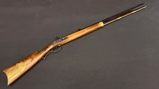 Perkussionsbüchse MAVI „Hawken Rifle“ Kal. .45 (BlackPowder) | Stecher | Oktagonlauf | Vorderlader