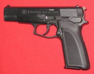 Umarex Schreckschuss - Pistole, eine Umarex BROWNING Mod. GP DA 9 mit der PTB 592 in 9mm P.A. Knall