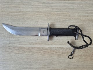 Original Chile Corvo Kampfmesser FAMAE Spezialeinheiten
