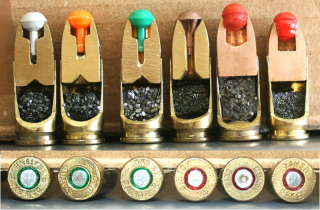 6 verschiedene Schnittmodelle 9 mm Polizeimunition