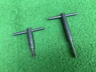2 Stück Knebelschrauben "Mauser long" und "Mauser short" von Forster für System 98