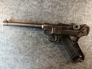 Lange, halbnackte P08 1917 m. Beschuss