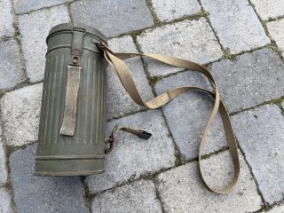 Alte Gasmaske-Ausrüstung-Wehrmacht