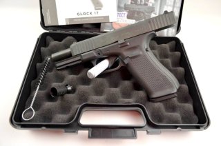 Neuwertige Glock 17 im Originalkoffer # 9 mm PAK # mit Munition