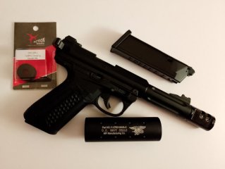 Airsoft Pistole AAP-01