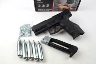 Heckler & Koch VP9 / Blow Back * 4,5 mm BB´s mit Starterpaket