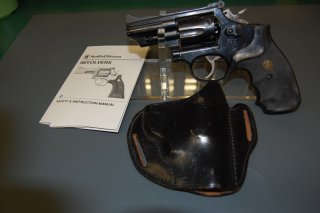 Revolver S&W M 19-5 Kal .357Magnum mit 3" Lauf Gürtelholster + Papiere