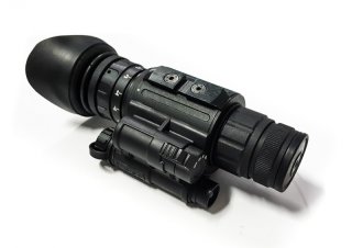 DIPOL D128 Gen2+ russisches Nachtsichtgerät mit 1x + SM1 Adapter
