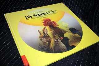 Die Sonnen-Uhr - Mit Pflanzen und Tieren durch das Sonnenjahr Una Jacobs
