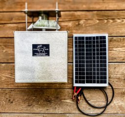 Futterautomat Kirrautomat mit "4G Steuerung" aus Edelstahl inkl. Solarmodul