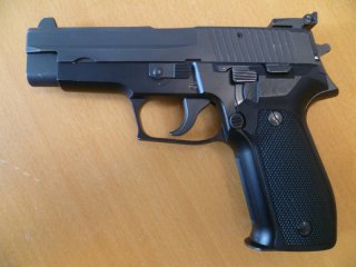 Pistole SIG Sauer P226 9mm Luger