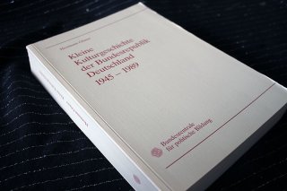 Kleine Kulturgeschichte der Bundesrepublik Deutschland 1945-1989 - Hermann Glaser