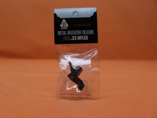 Ruger 10/22: Magazine Release Extended UTG Metal Black (TL-MGRL22A)