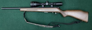 Repetierbüchse Savage Mod. 93R17 Kal. 17HMR inkl. ZF Hawke Sport HD 4-12x50 gebraucht