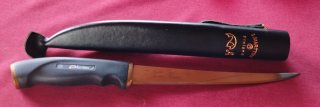 Original Marttiini Filetiermesser mit Kautschuk-Griff und Lederscheide
