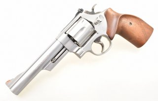SMITH & WESSON Modell 629 Stainless Revolver mit 6" Lauf Kal .44 Magnum mit NILL Griff & Holster