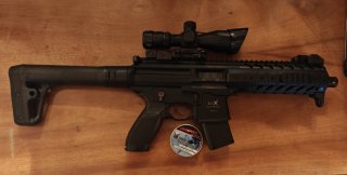 Sig Sauer MPX mit ZF für 4,5mm Diablos