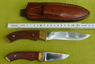 2-TEILIGES JAGDMESSER-SET MIT ECHTLEDER-SCHEIDE – TOP GELEGENHEIT
