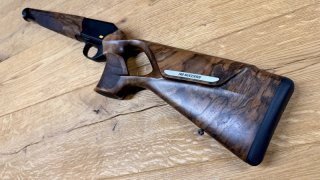 Blaser R8 Success Schäftung / Holzklasse 4 / R8 Logo in Gelb / top Holz absolute Gelegenheit