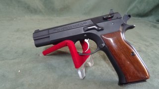 Tanfoglio TA90, 9mmLuger