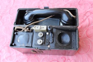 Wehrmacht. Feldtelefon aus 1941.