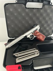 Ruger Mark IV Hunter, Kal. .22 LR Target Griff