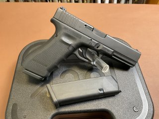 Pistole Glock 17 Gen 4 im Kaliber 9×19 SNR BHAX385