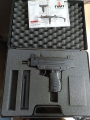 UZI . 22 lr Pistole