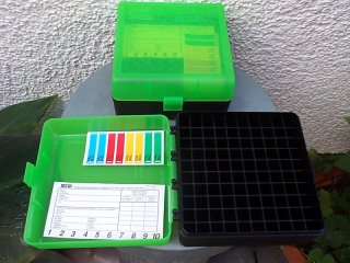 "Mit Scharnier"MTM CASE-GARD RM-100er Patronenbox .308 Win/.243 Win/u.v.m grün/schwarz
