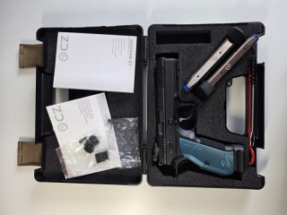CZ Shadow 2 - Blau - SA/DA Kal. 9 mm - aus erster Hand