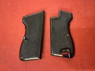 Griffschalen für SIG P210 – Kunststoff – komplett