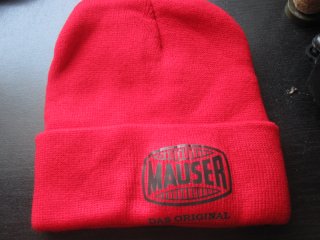 MAUSER schicke Mütze rot