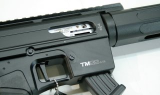 DERYA TM22 A18 KK Kleinkaliber Selbstladebüchse .22 l.r. lfb schwarz inkl. Picatinny Schiene + 2 Mag