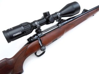 Repetierbüchse Heym SR21 Kal.8x57IS ZF Steiner Ranger 4 3-12x56 Leuchtpunkt Recknagel Schwenkmontage