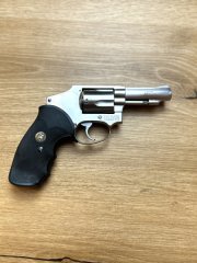 Smith & Wesson Revolver 9mm Para Model 940