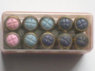** Verschiedene Gaspatronen -- unterschiedliche Reizstoffe -- 8 mm **