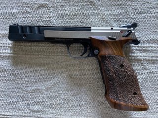 Walther Hämmerli X-ESSE IPSC 22lfb. mit 8 Magazinen und Holster
